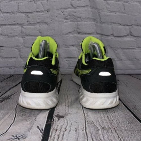 Asics - Jolt 2 GS Black/Neon Yellow Running Shoes - Youth 7 - 1014A035 - Picture 4 of 8